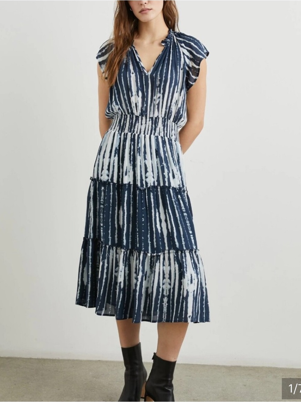 Rails  Blue & White Tie-Dye Amellia Midi Dress size M